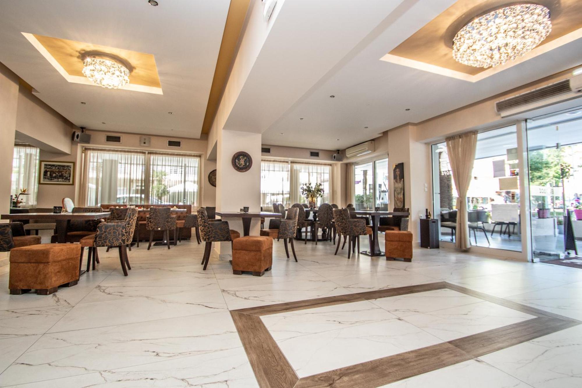 Hotel Europe Paralía Kültér fotó