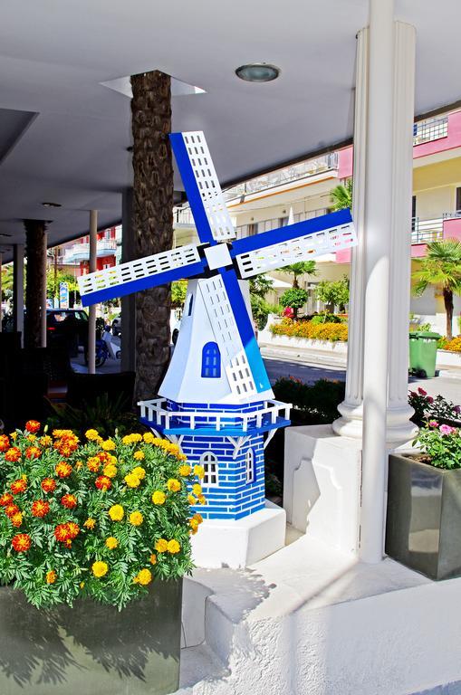 Hotel Europe Paralía Kültér fotó