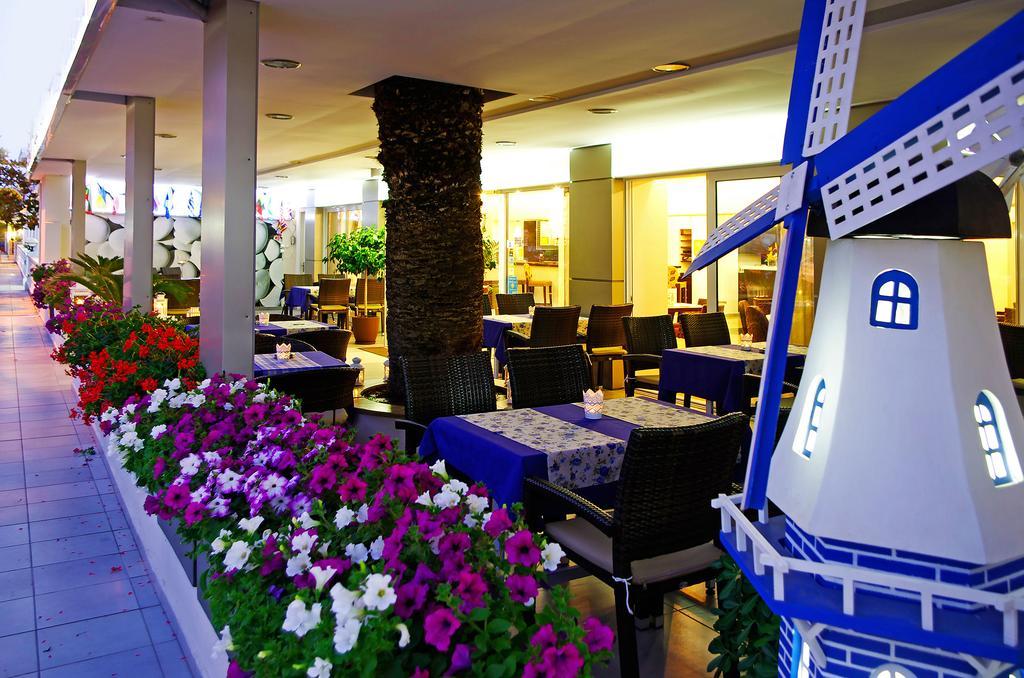 Hotel Europe Paralía Kültér fotó